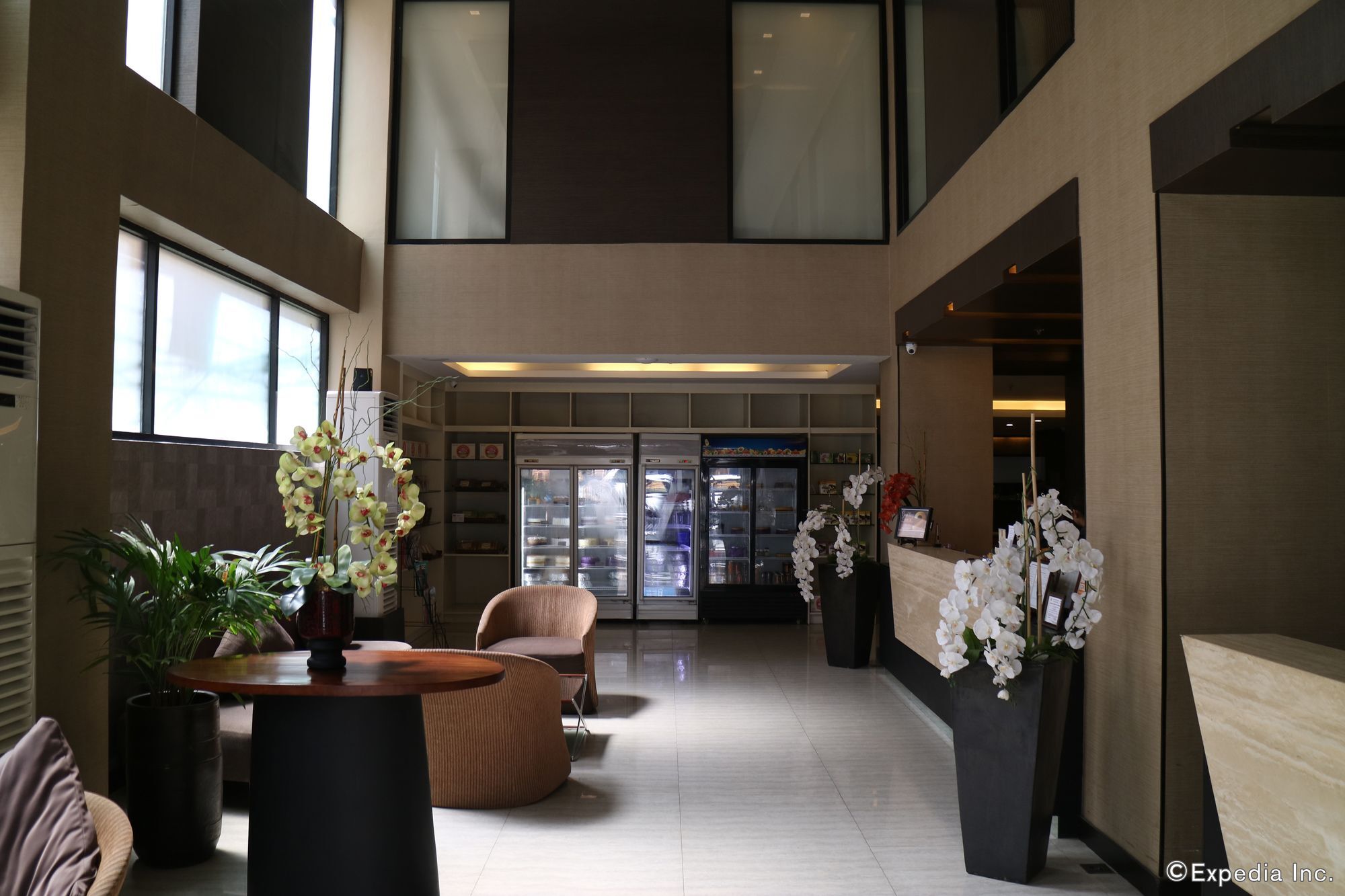 Gt Hotel Iloilo Экстерьер фото